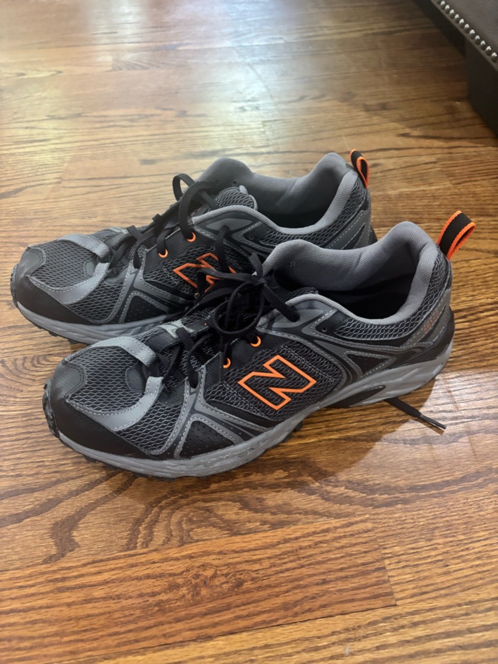 New Balance Trail Running Shoes Size Mens 11.5 Grey/Black/Orange MT481LC3